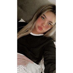 Meet your Posher, Kayla-jade